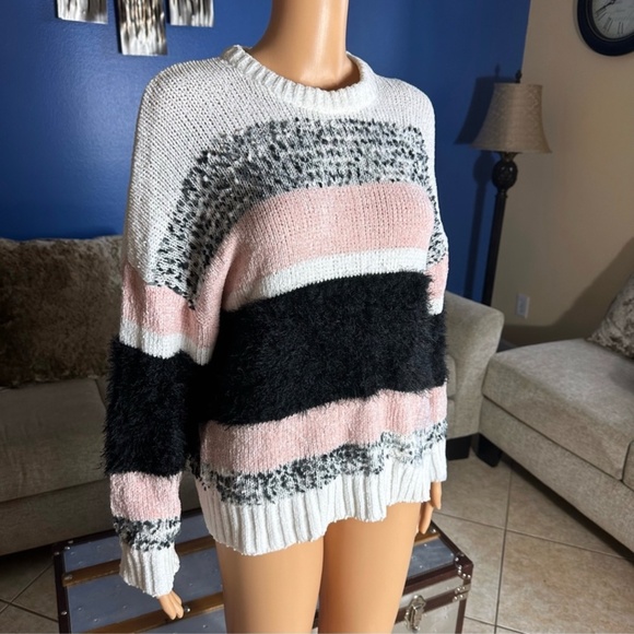 Marc New York Fuzzy Knit Sweater - Picture 8 of 10